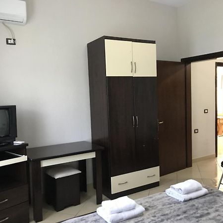 Hotel Camping Lini Camera foto